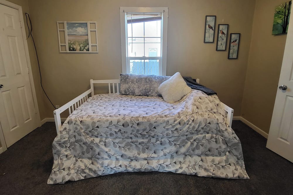 Photo of Bedroom in Kearney