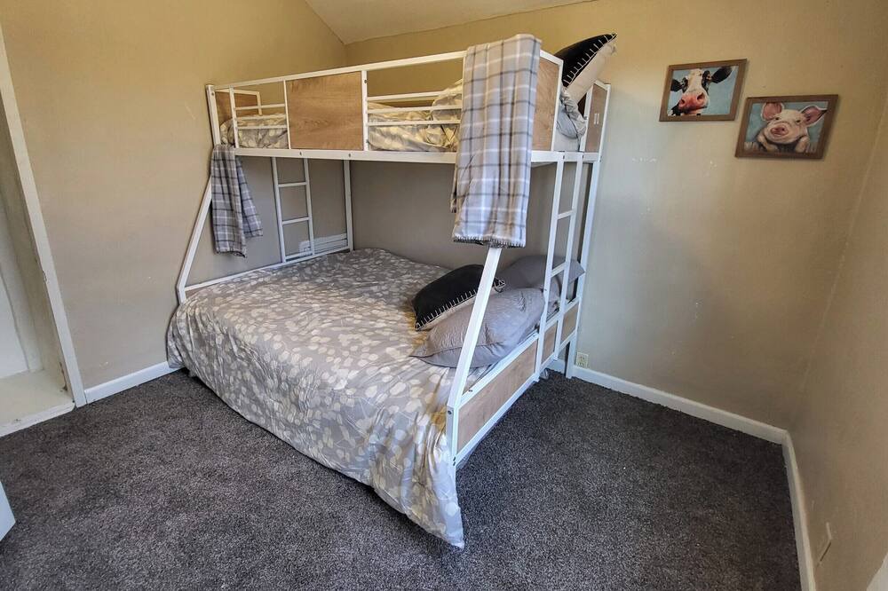 Photo of Bedroom in Kearney