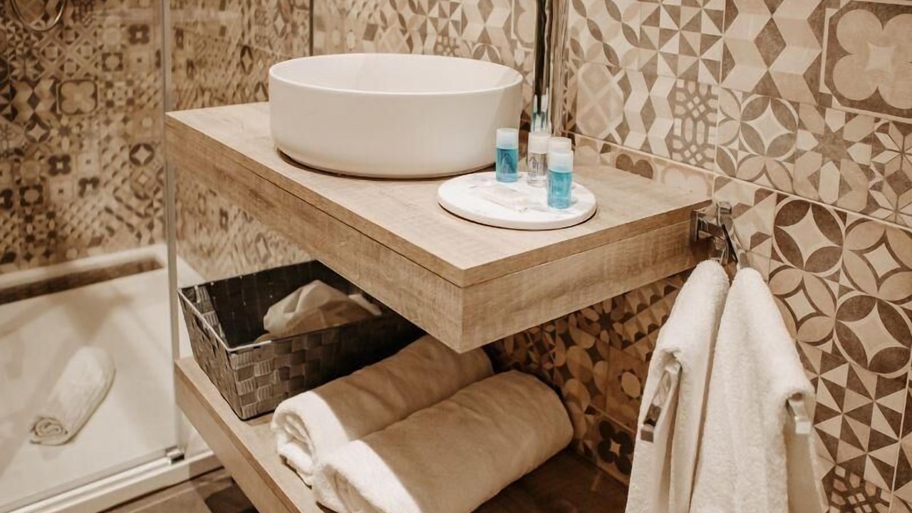Photo of Bathroom in Valdepenas
