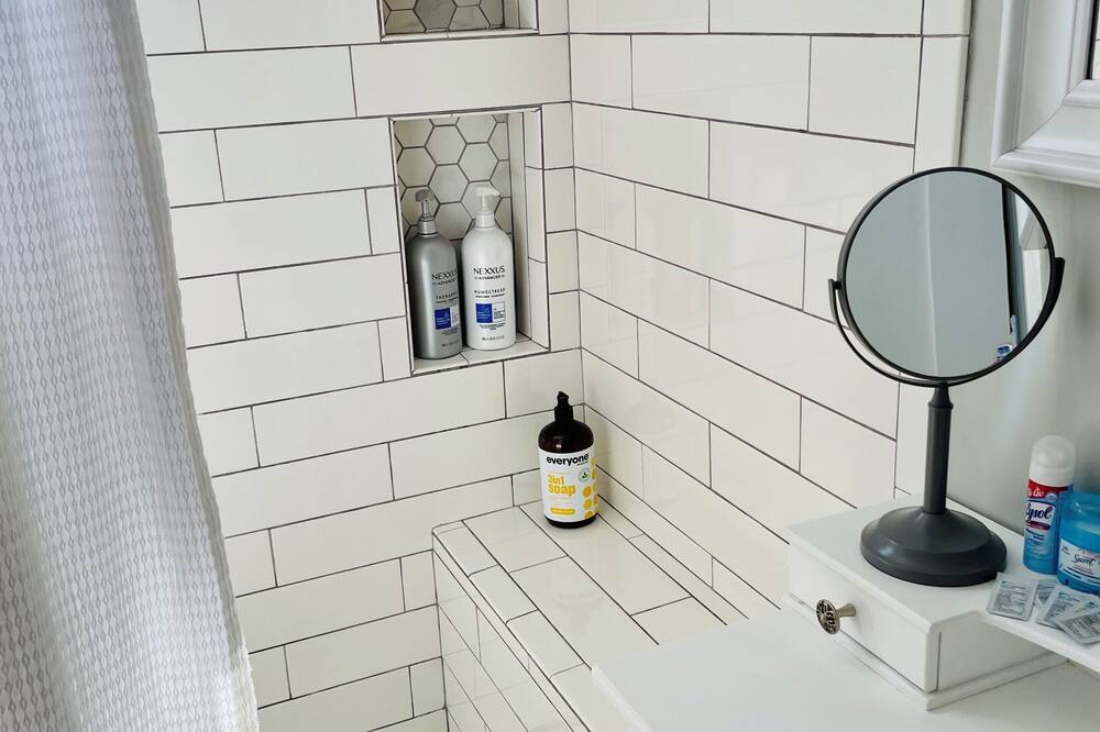 Photo of Bathroom in Belmont Heights