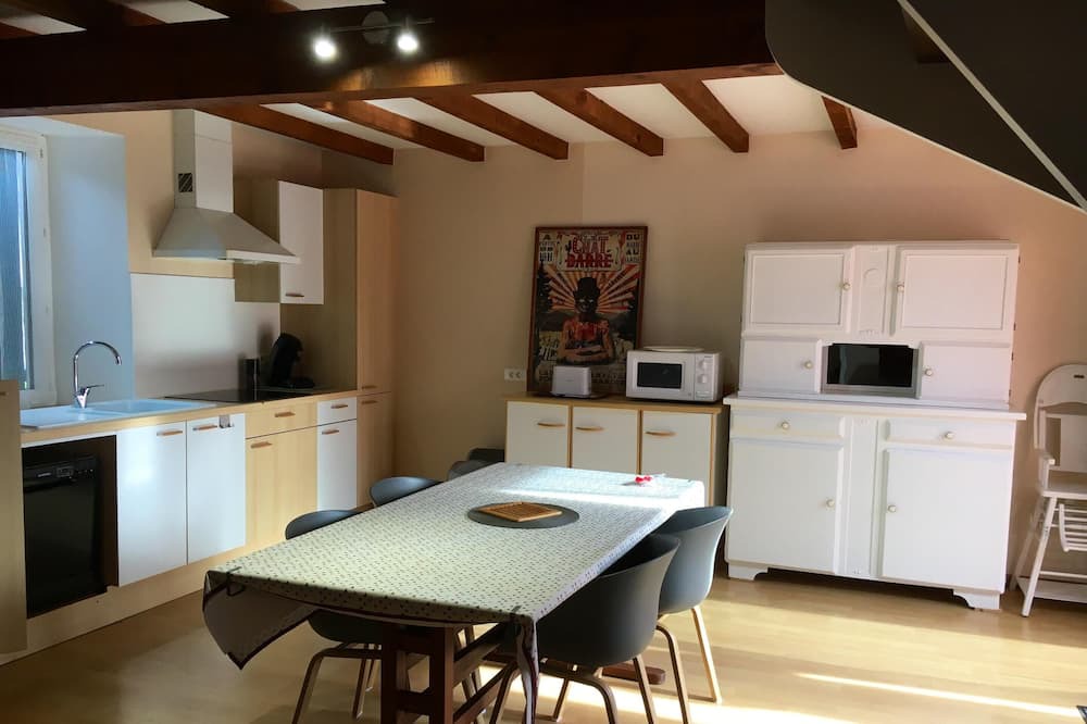 Photo of Livingroom in Les Martys
