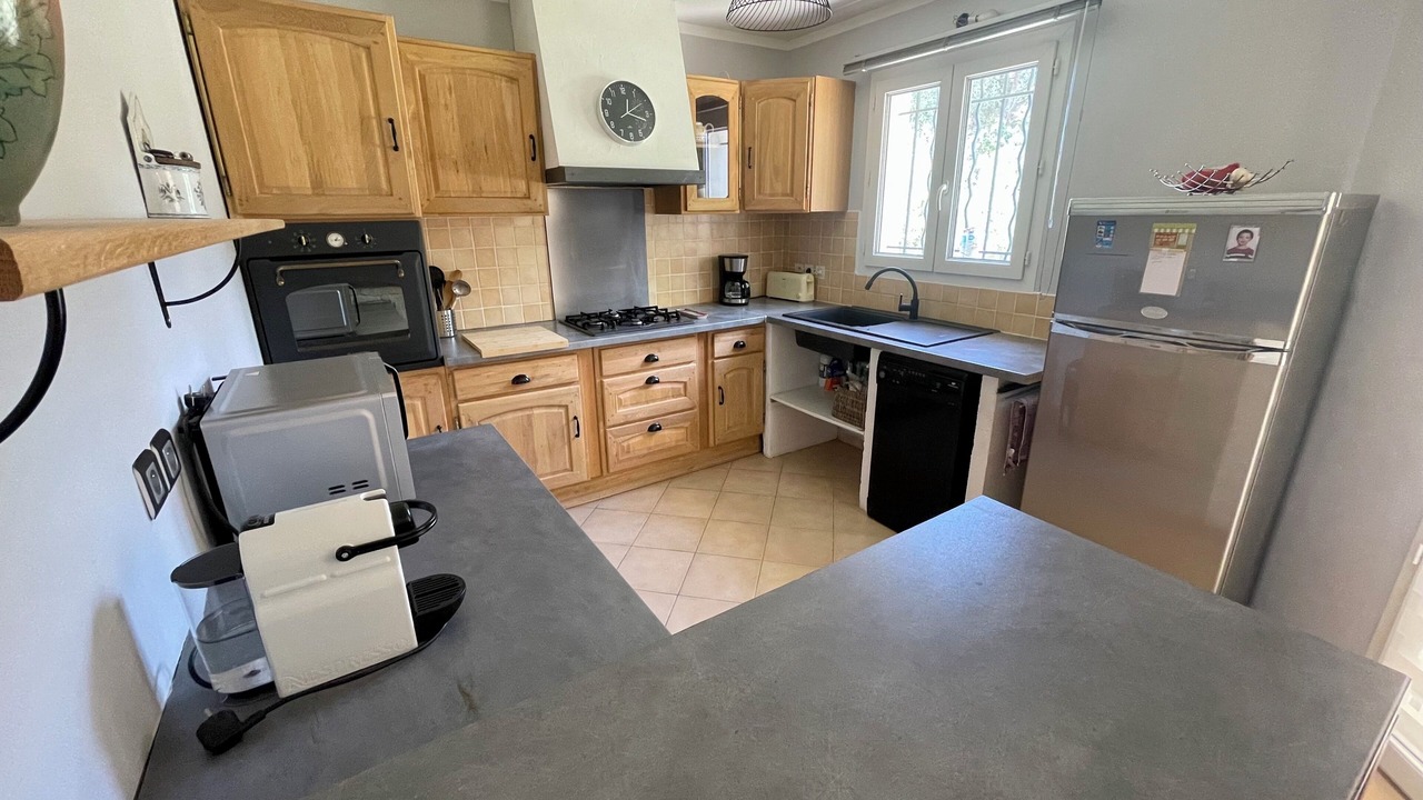Photo of Kitchen in Saint-Laurent-des-Arbres