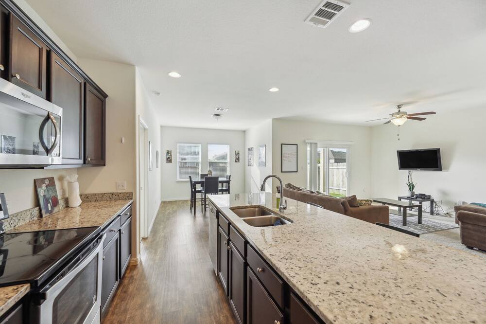 Photo of Kitchen in Manor