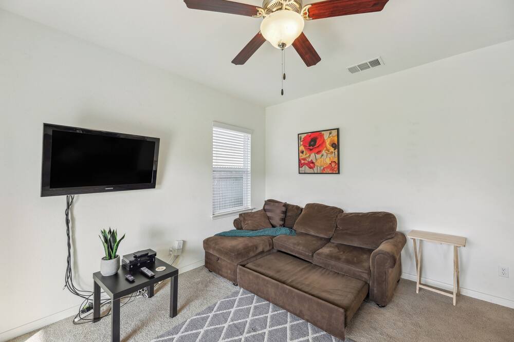 Photo of Livingroom in Manor