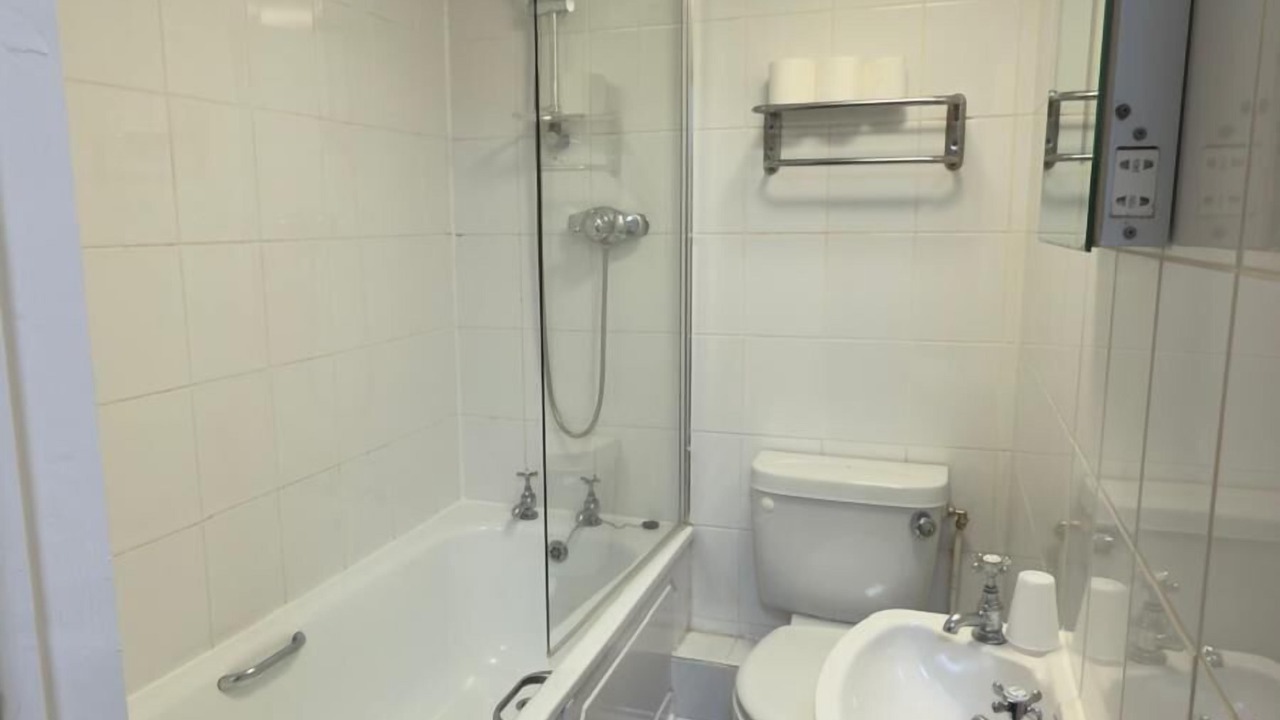 Photo of Bathroom in Yeovil