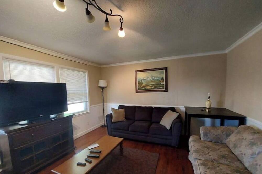 Photo of Livingroom in Rosewood