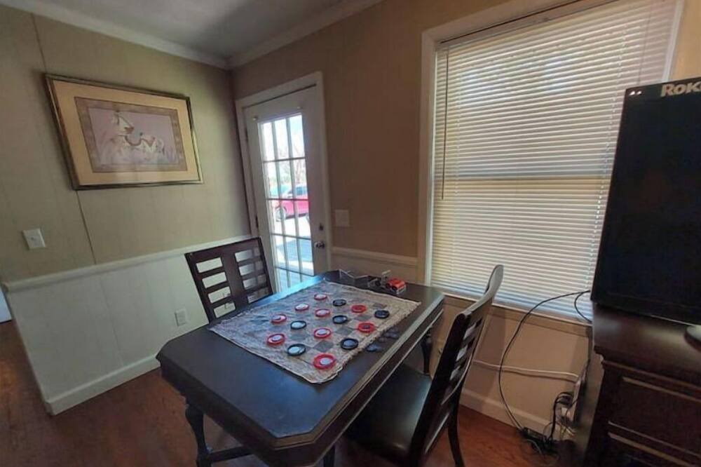 Photo of Bedroom in Rosewood