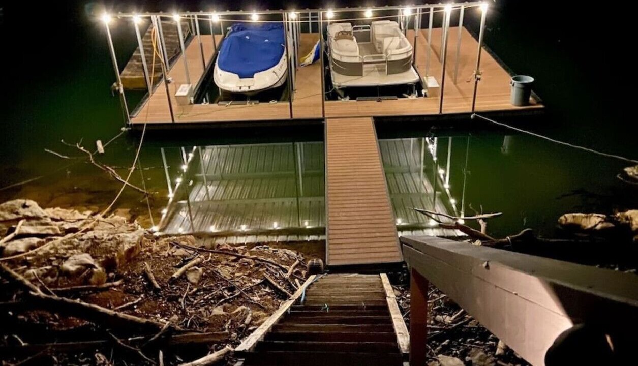 Photo of Outdoor in Flat Hollow Marina