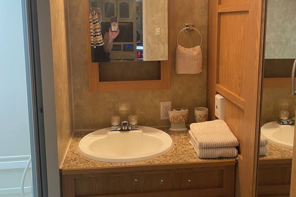 Photo of Bathroom in Horton