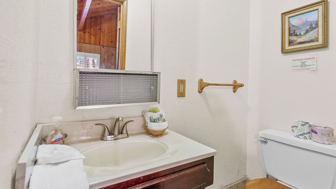 Photo of Bathroom in Whispering Forest