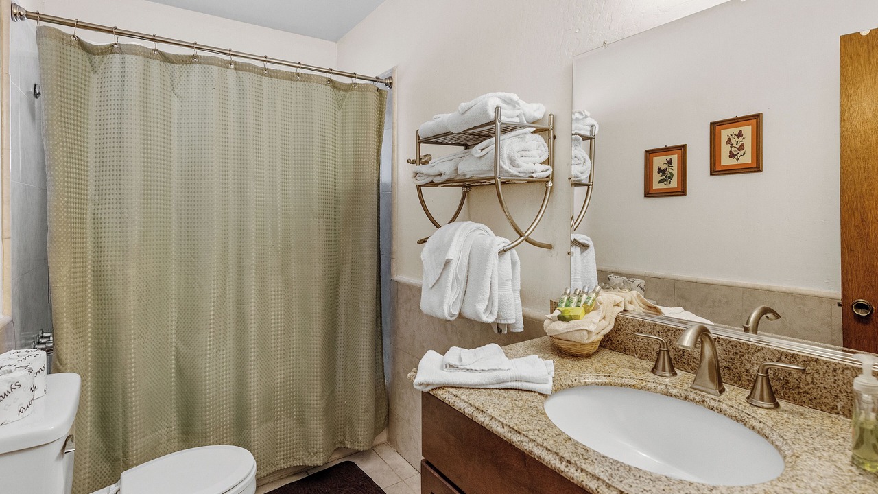 Photo of Bathroom in Whispering Forest