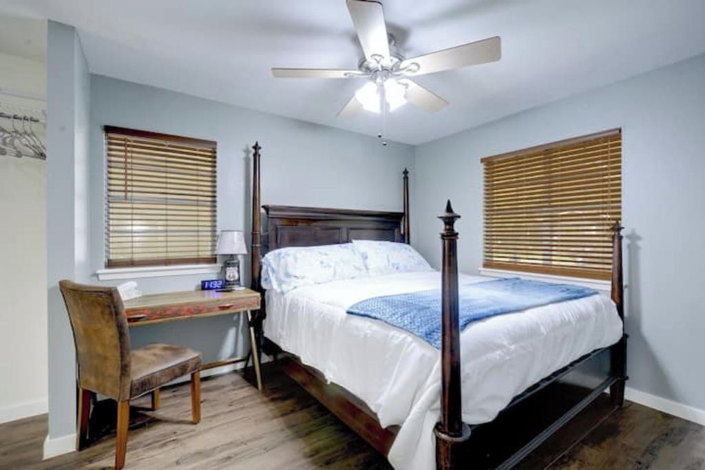 Photo of Bedroom in East Congress