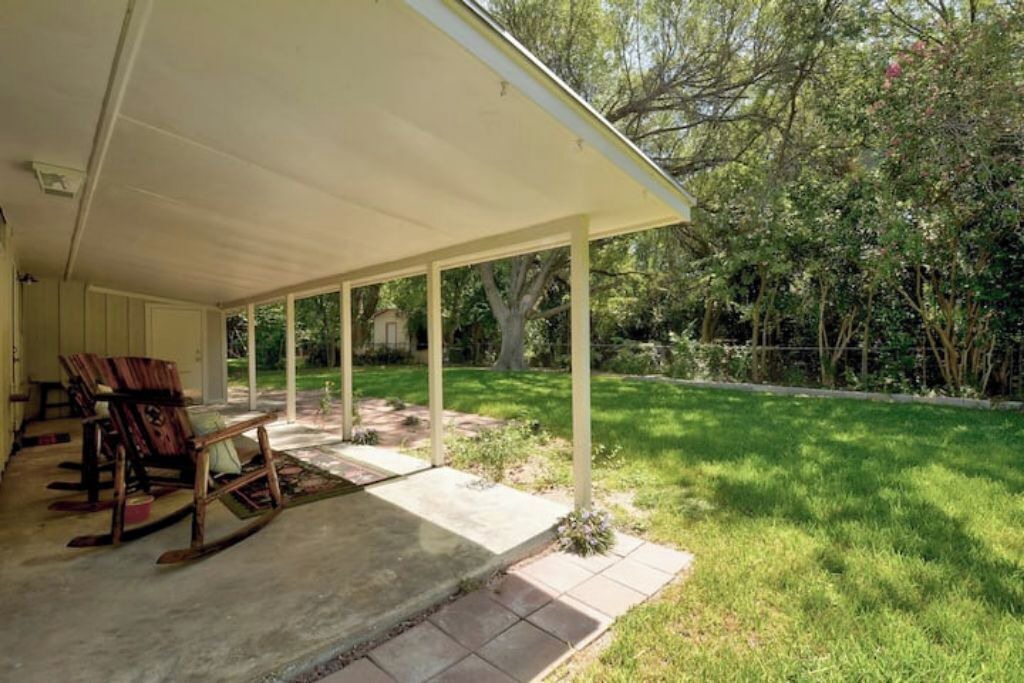 Photo of Patio Balcony in East Congress