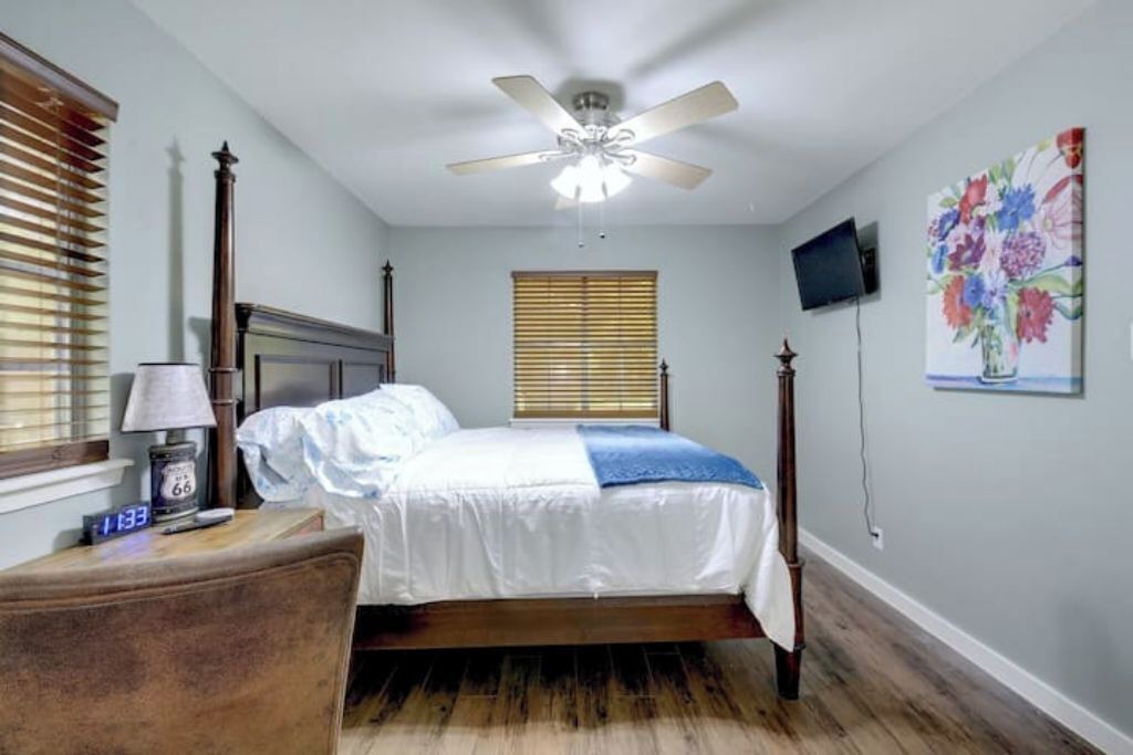 Photo of Bedroom in East Congress