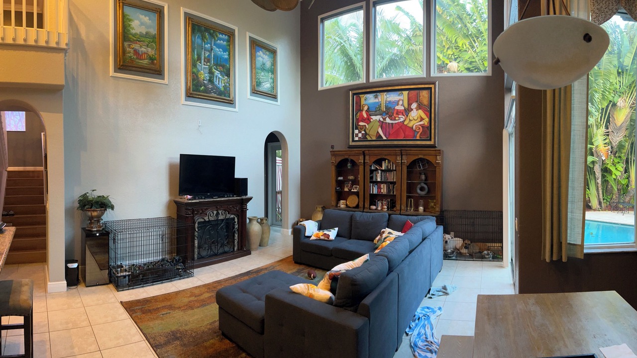 Photo of Livingroom in Miramar