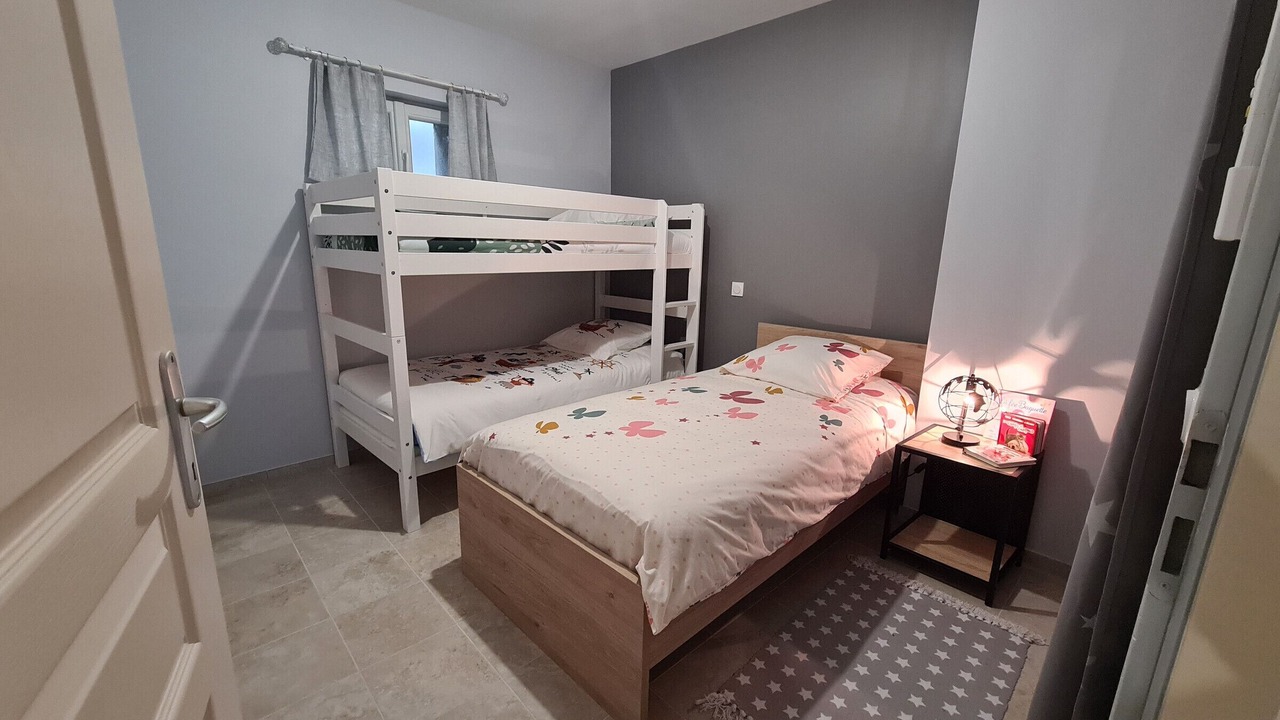 Photo of Others in Lye