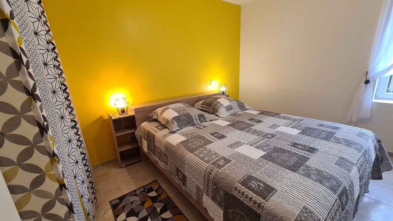 Photo of Others in Lye