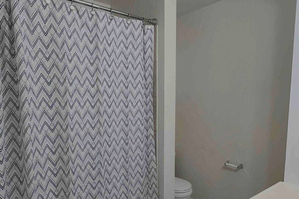 Photo of Bathroom in Central Oklahoma City
