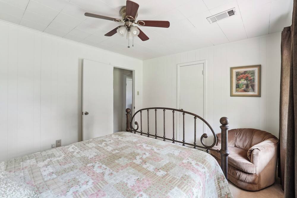 Photo of Bedroom in Negreet