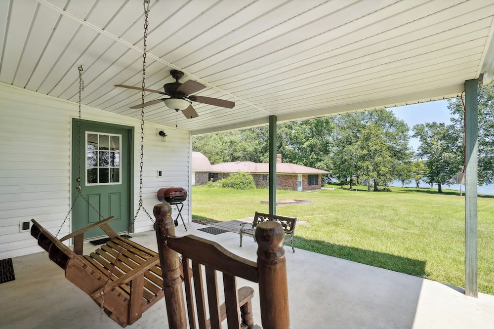 Photo of Patio Balcony in Negreet