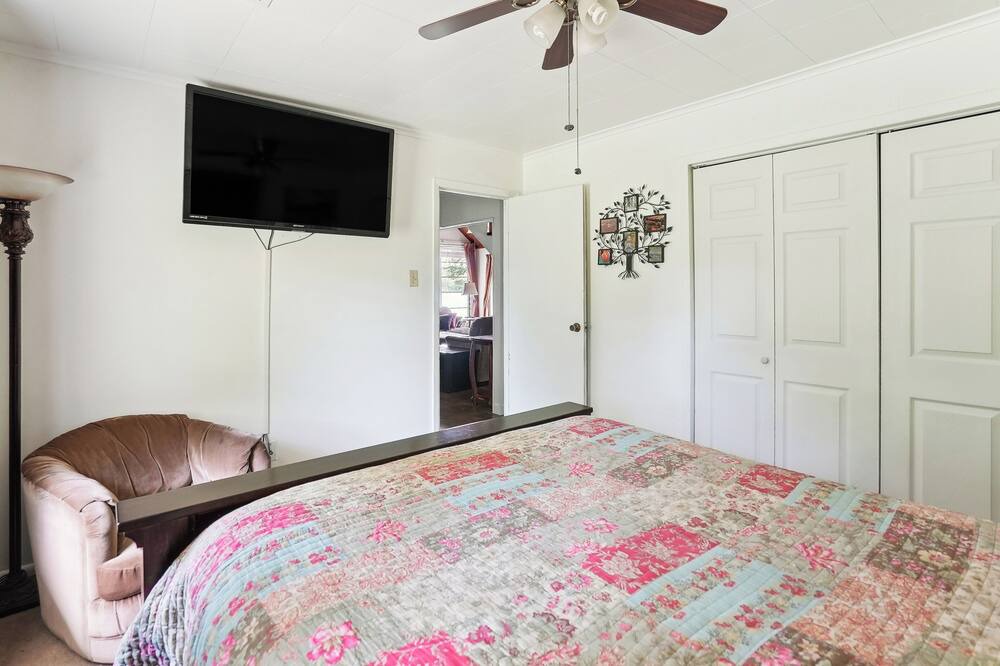 Photo of Bedroom in Negreet