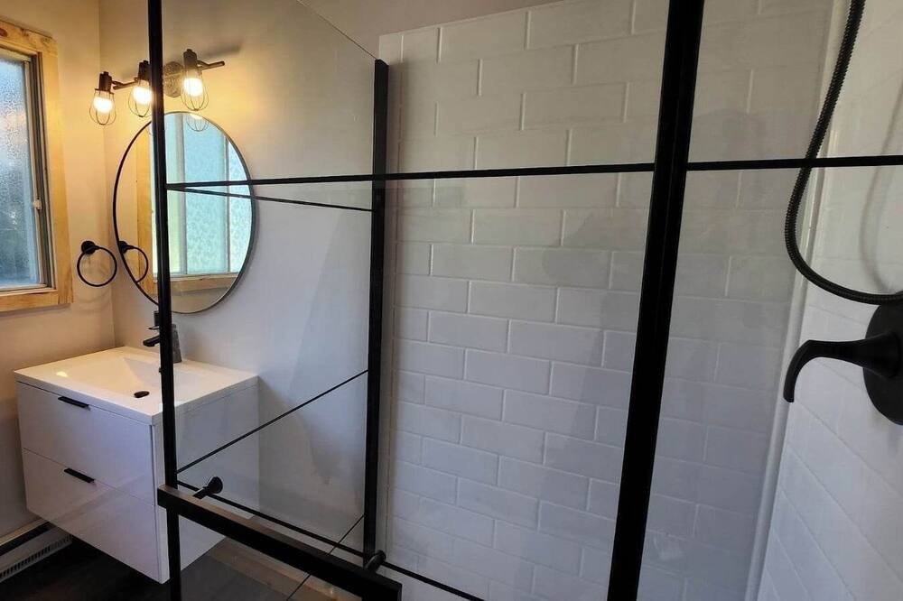 Photo of Bathroom in Lac-Cayamant