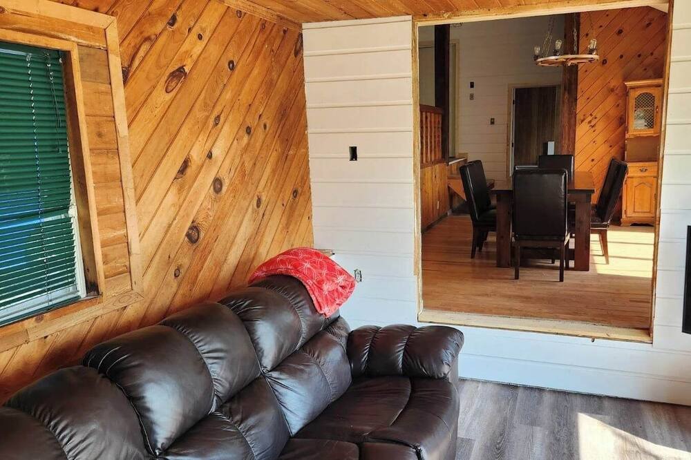 Photo of Livingroom in Lac-Cayamant