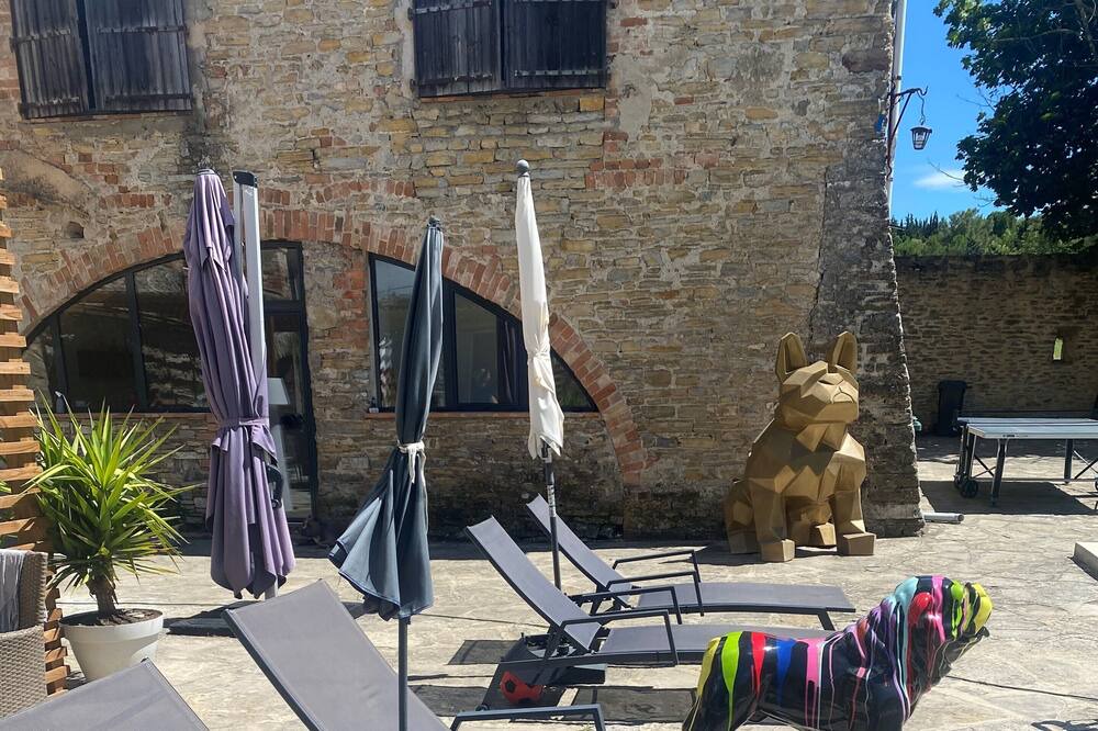 Photo of Outdoor in Rousson
