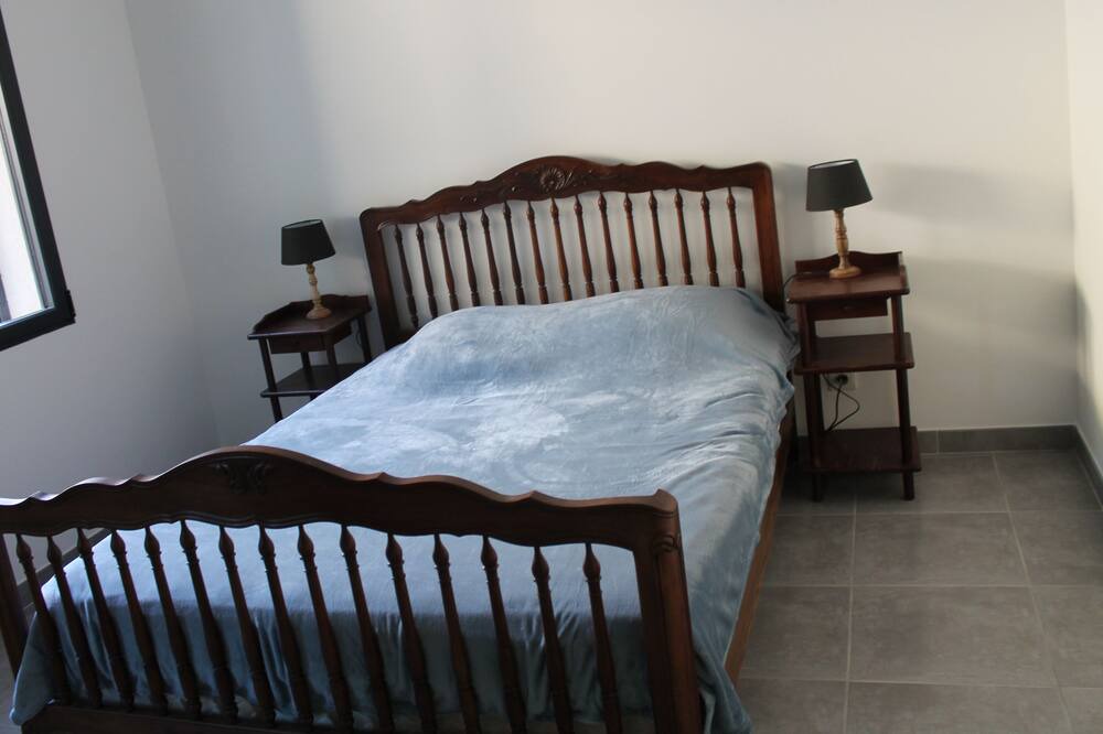 Photo of Bedroom in Bagnols-sur-Ceze