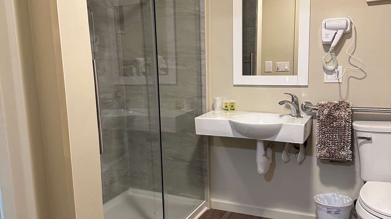 Photo of Bathroom in Klamath Lake