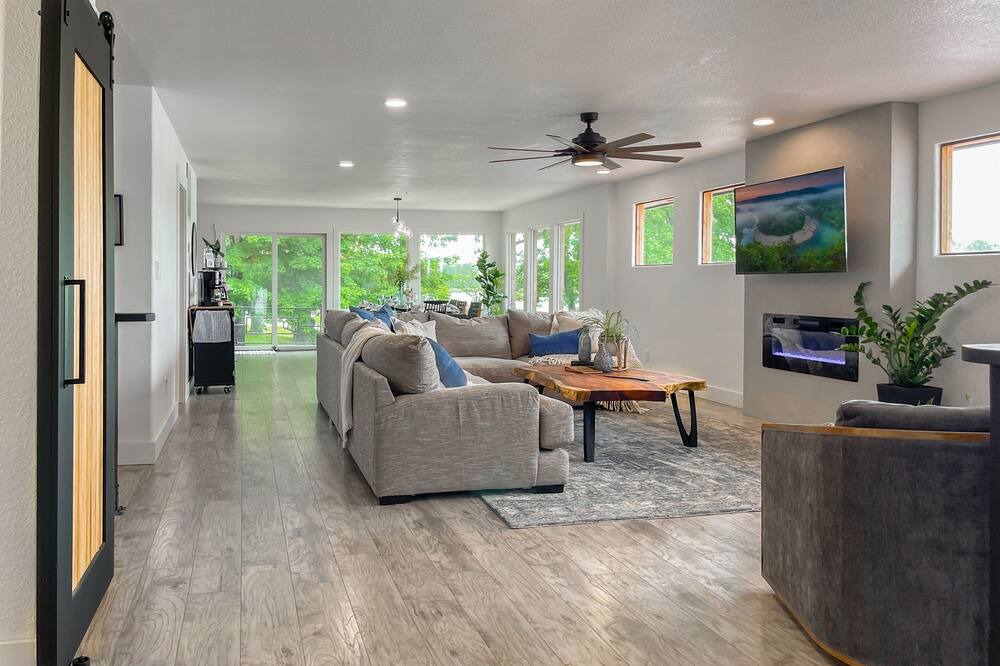 Photo of Livingroom in Horseshoe Bend