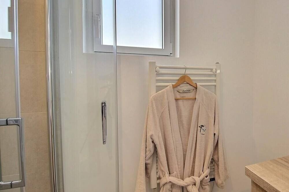 Photo of Bathroom in Trebeurden