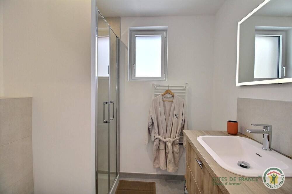 Photo of Bathroom in Trebeurden