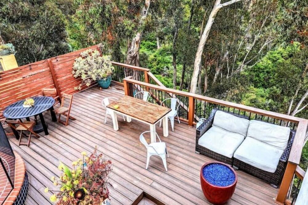 Photo of Outdoor in University Heights