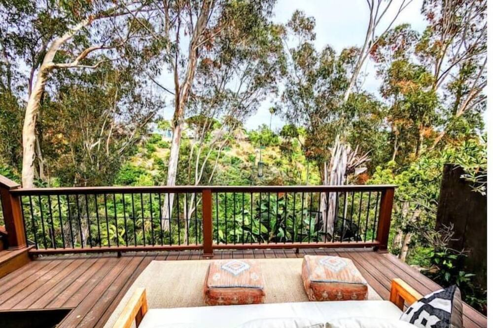 Photo of Outdoor in University Heights
