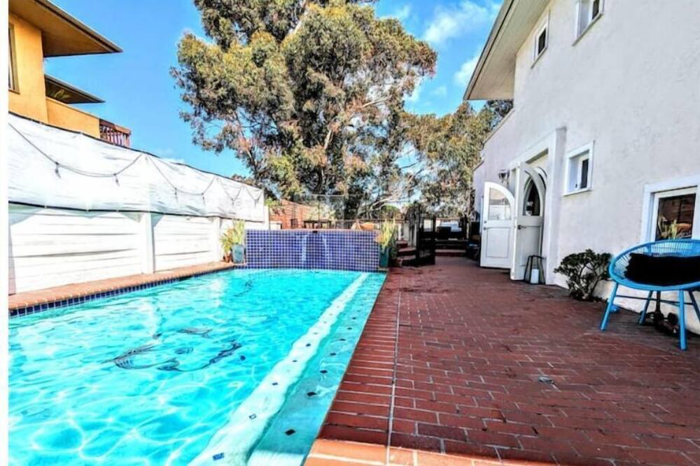 Photo of Outdoor in University Heights