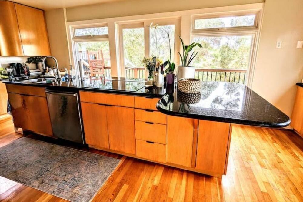 Photo of Kitchen in University Heights