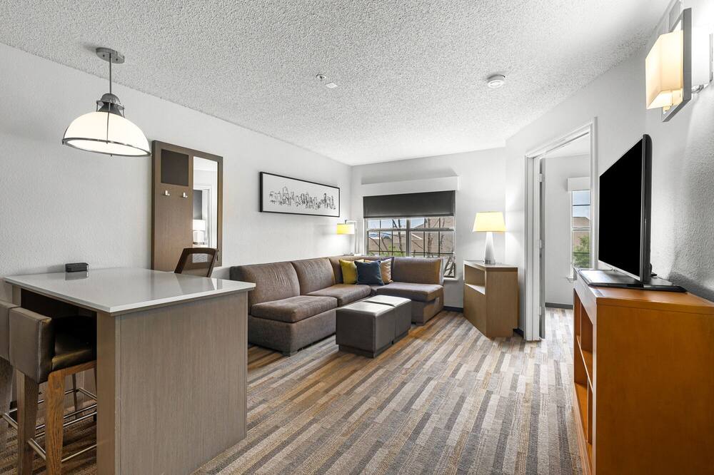 Photo of Livingroom in Gateway