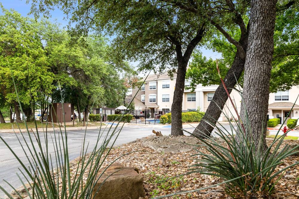 Photo of Outdoor in Gateway