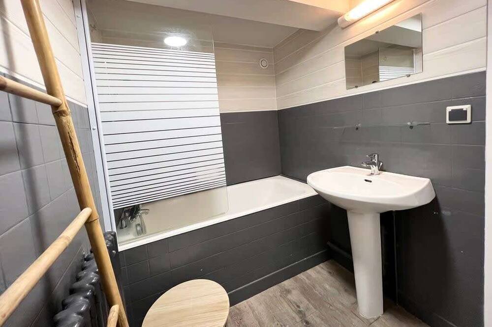 Photo of Bathroom in Poitiers
