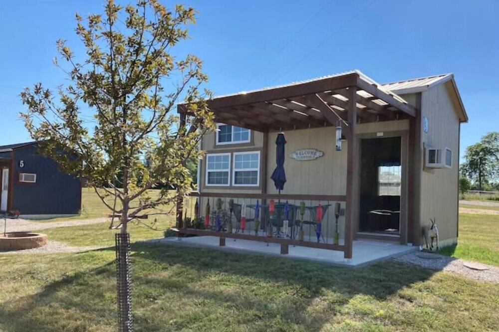 Photo of Outdoor in Leasburg