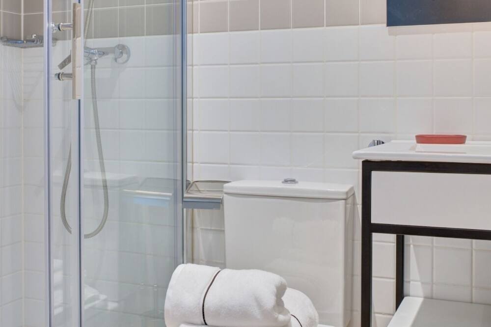 Photo of Bathroom in Milagrosa