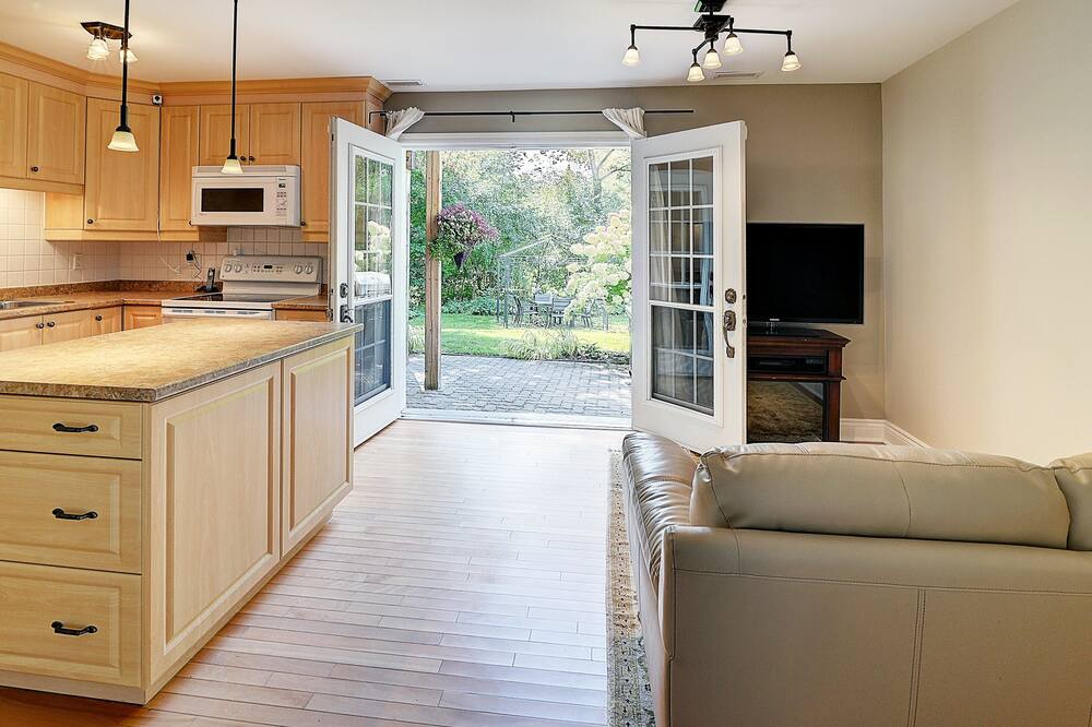 Photo of Kitchen in Baie-D'Urfe