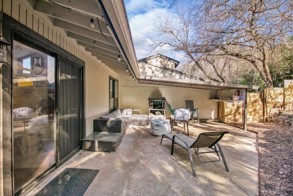 Photo of Outdoor in Barton Hills
