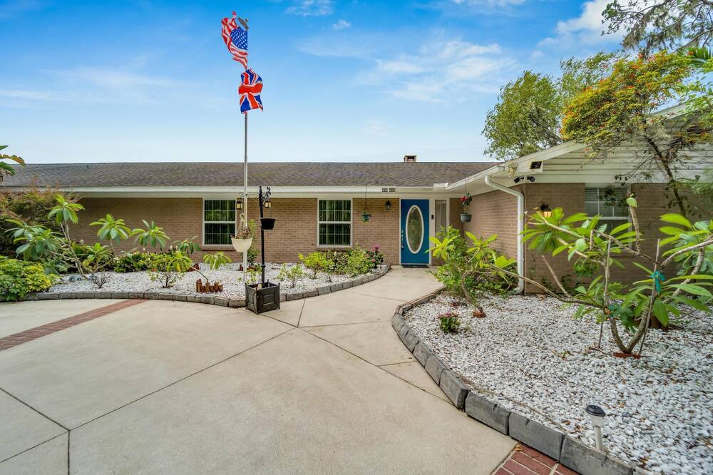 Photo of Outdoor in Seffner Community Alliance