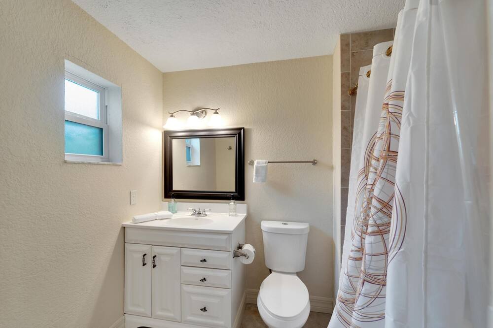Photo of Bathroom in Seffner Community Alliance