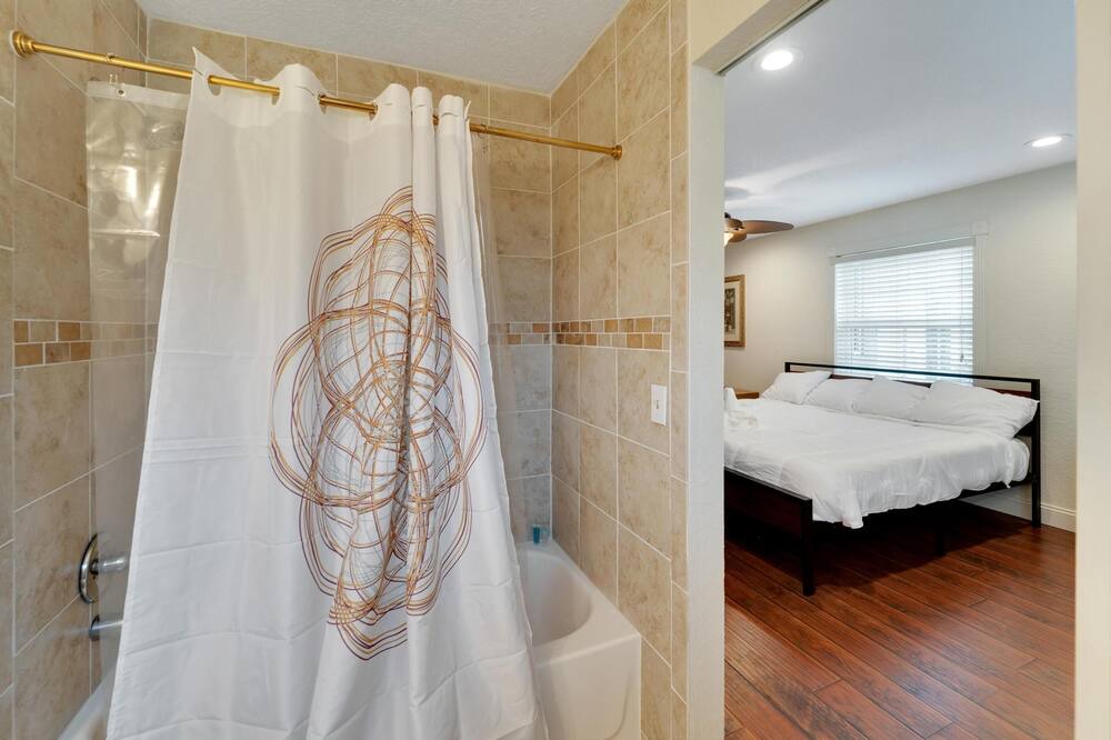 Photo of Bedroom in Seffner Community Alliance