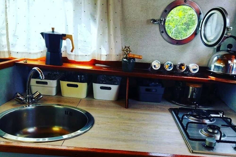 Photo of Kitchen in Eaucourt-sur-Somme