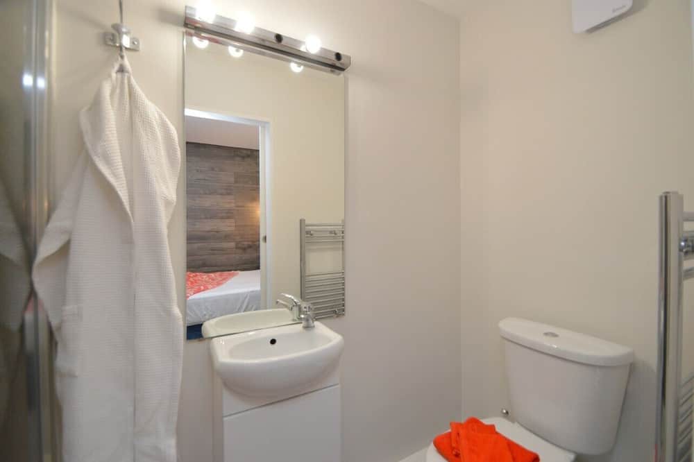 Photo of Bathroom in Claypole