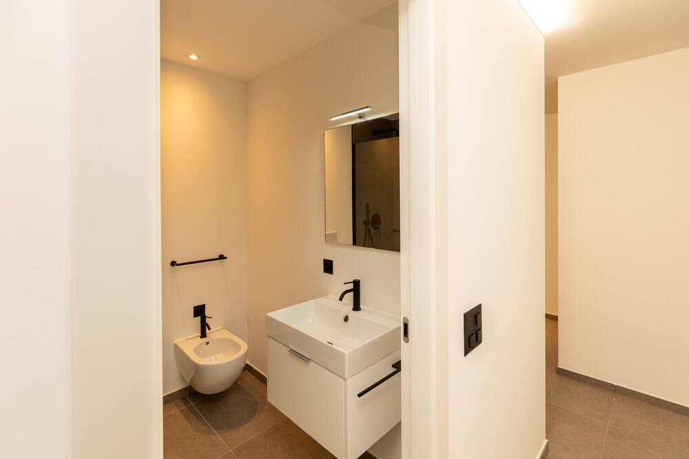Photo of Bathroom in Lumino